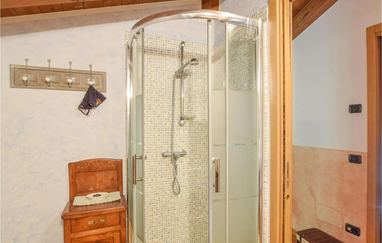 Amazing Home In Pilzone-Iseo With Lake View 0*, Pilzone
