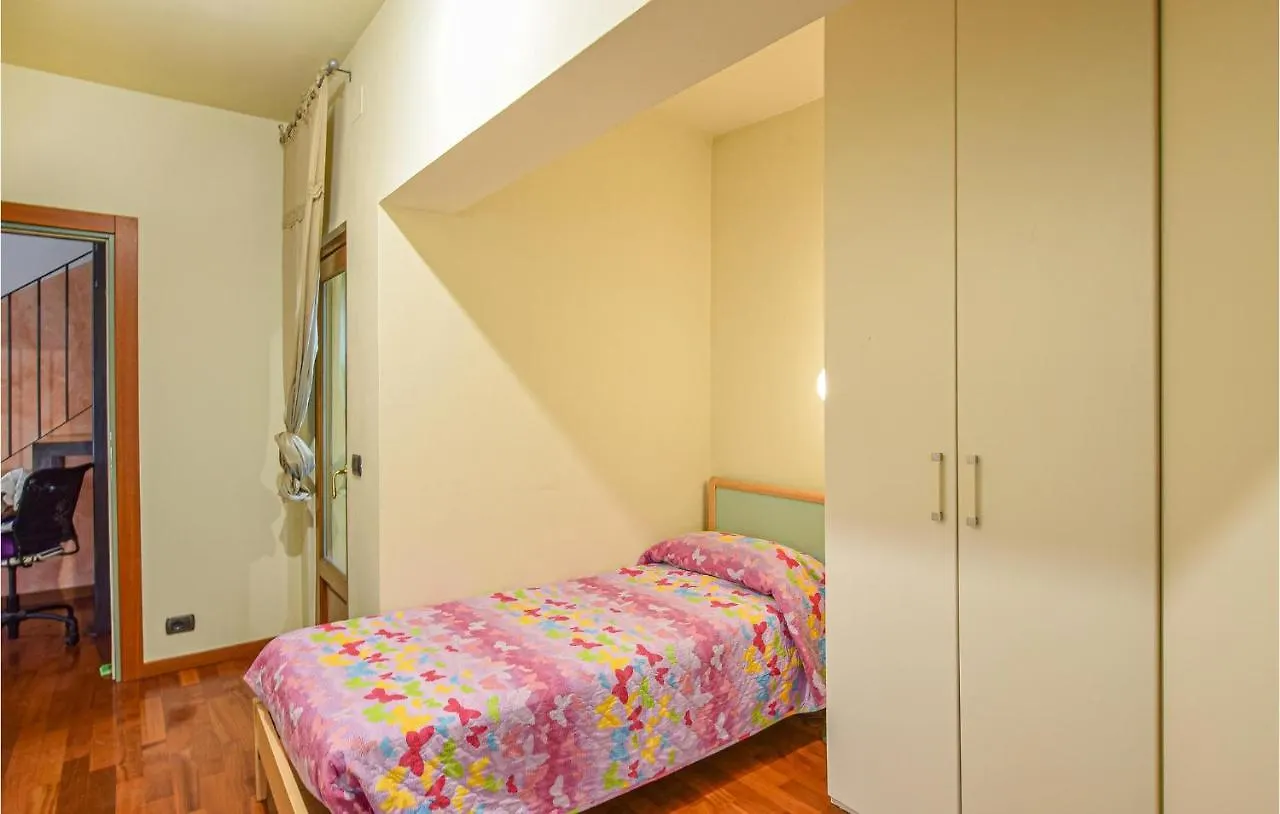 Amazing Home In Pilzone-Iseo With Lake View Pilzone